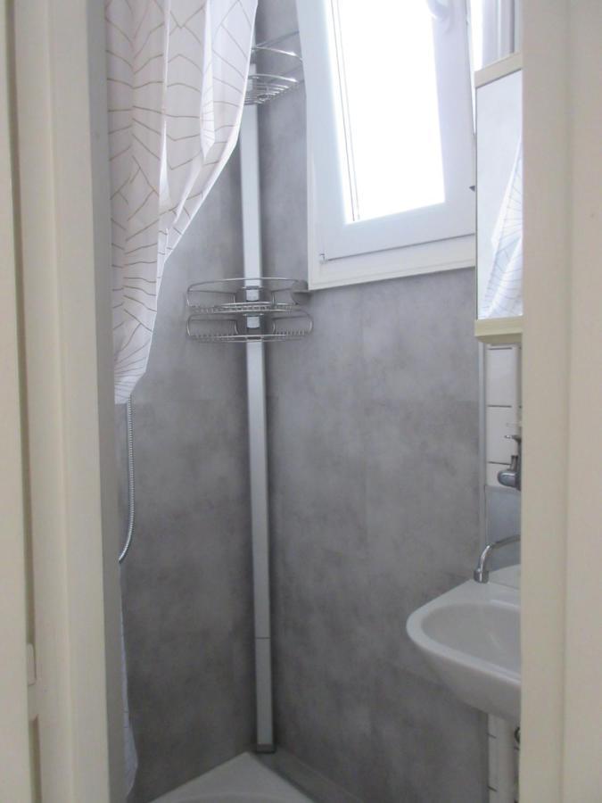 Bourg-La-Reine : Joli Appartement De 20 M² Luaran gambar