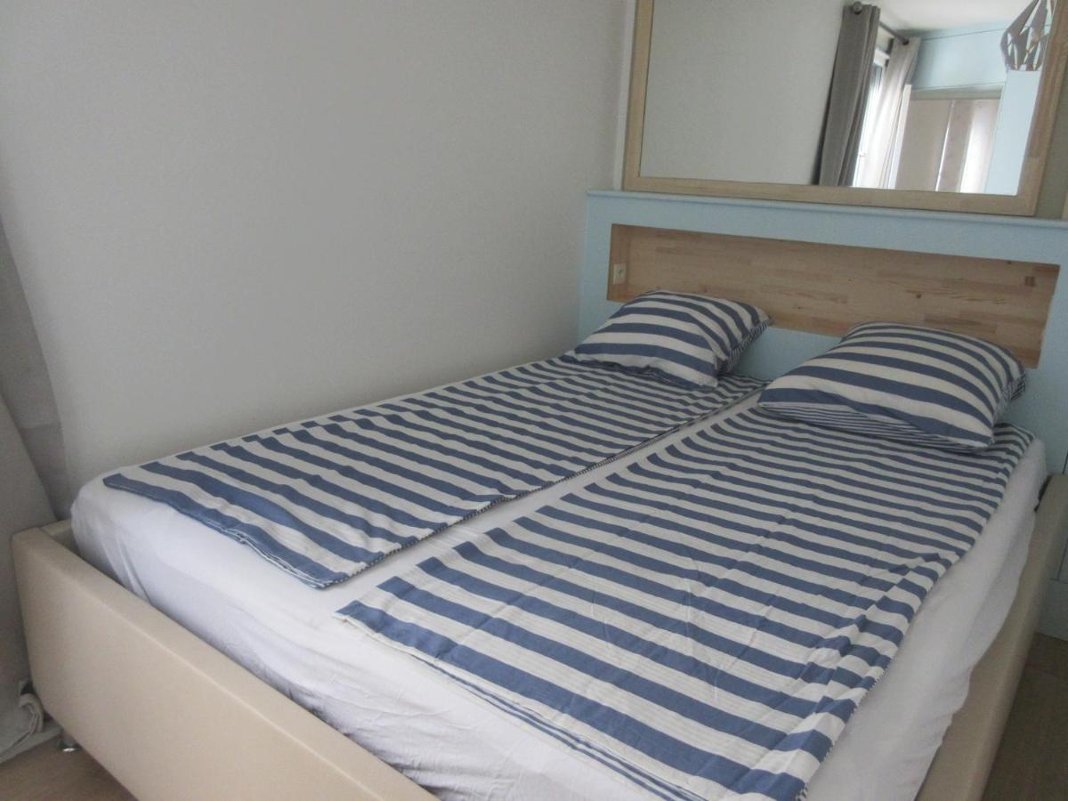 Bourg-La-Reine : Joli Appartement De 20 M² Luaran gambar